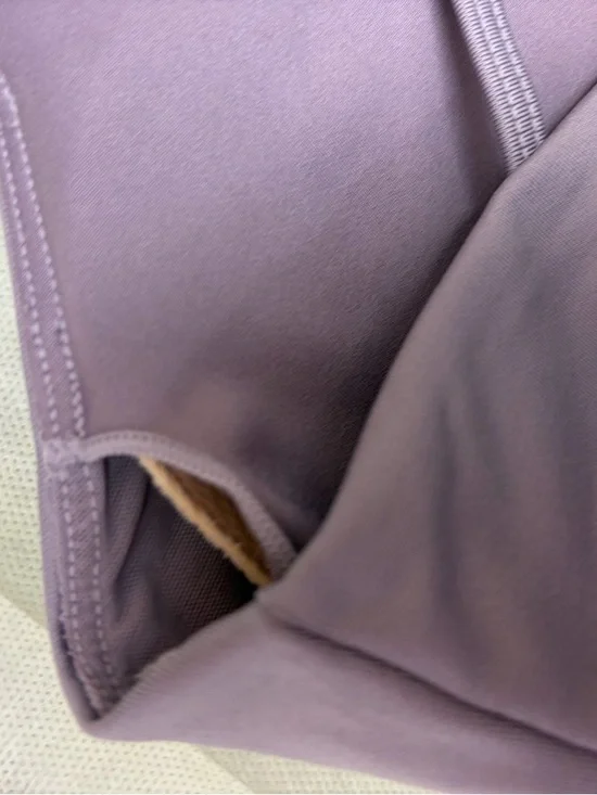 ALO Yoga Lavish Sports Bra in light purple. With removable pads. Size SMALL. - Picture 5 of 10